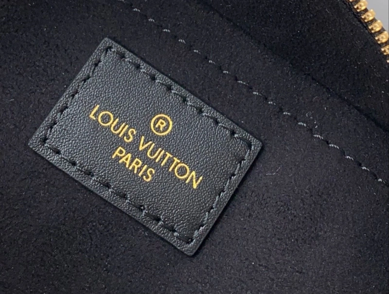 LV Speedy Bags 4233G-0139