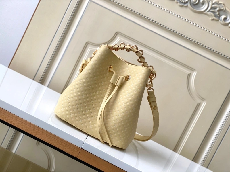 LV Bucket Bags 4233G-0142