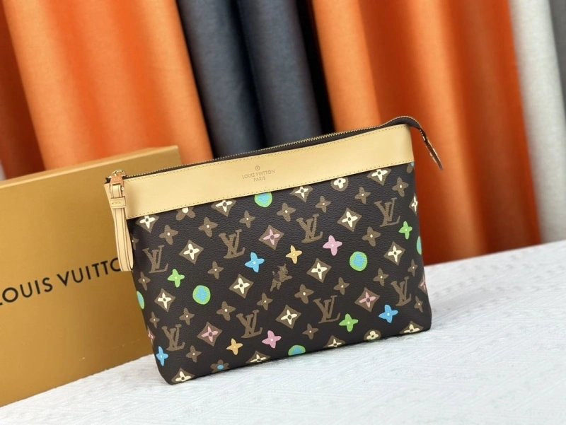 LV Wallets 4233G-0394