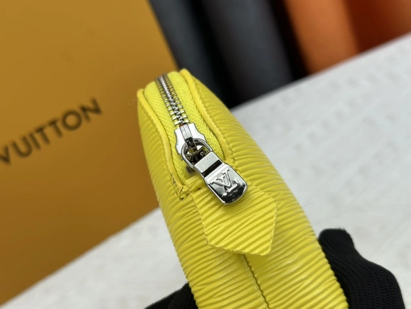 LV Clutch Bags 4233G-0429