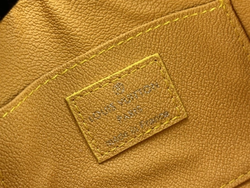 LV Clutch Bags 4233G-0429