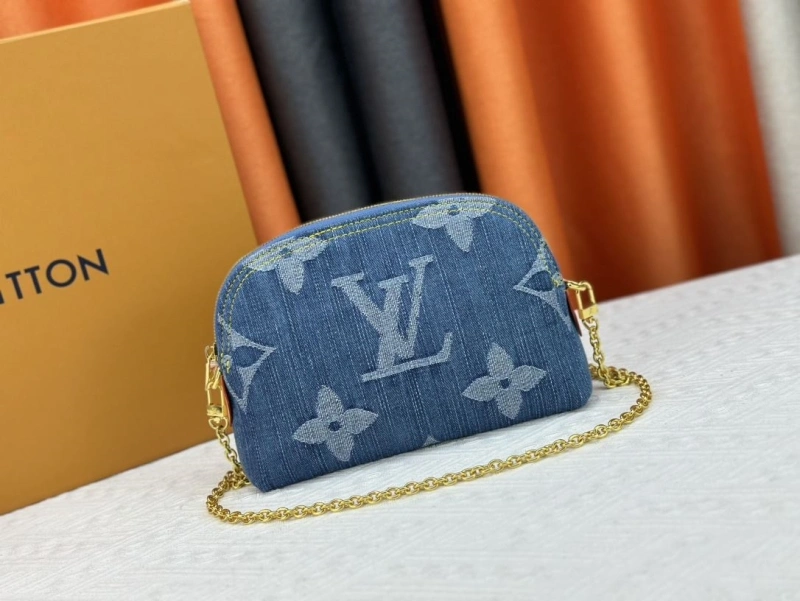 LV Clutch Bags 4233G-0443