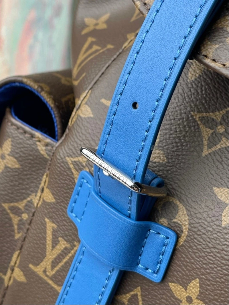LV Backpacks 4233G-0712