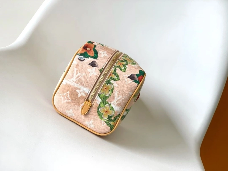 LV Cosmetic Bags 4233G-1061