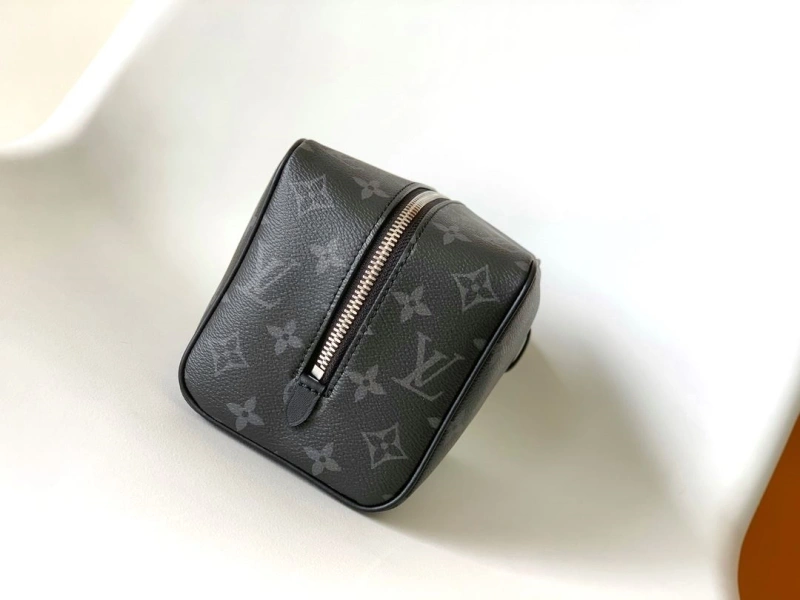 LV Cosmetic Bags 4233G-1062