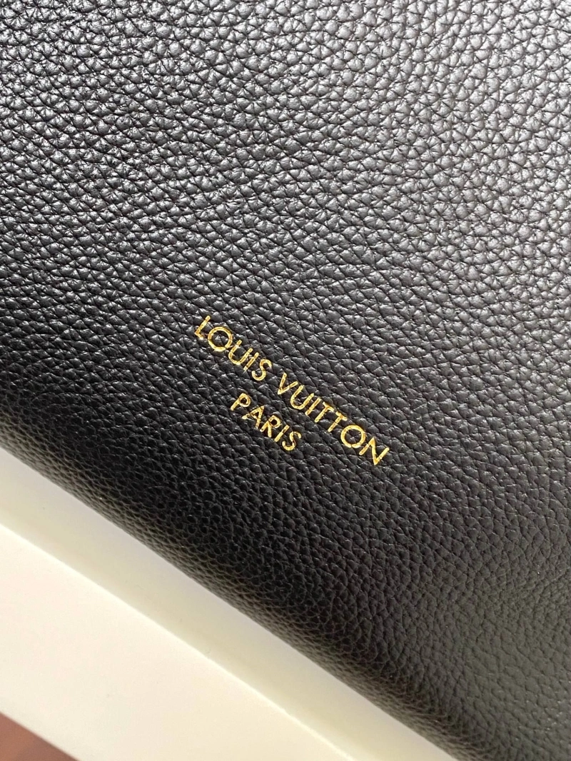 LV Shopping Bags 4233H-0152