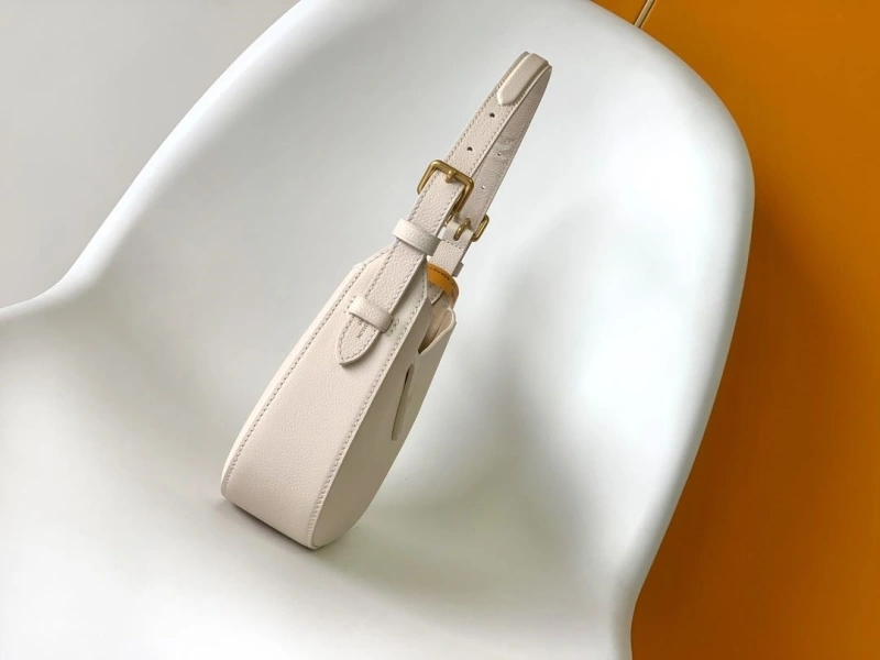 LV Top Handle Bags 4233H-0163