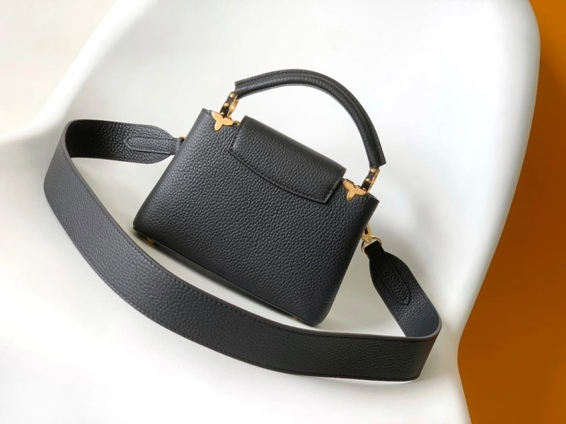 LV Capucines Bags 4233H-0280