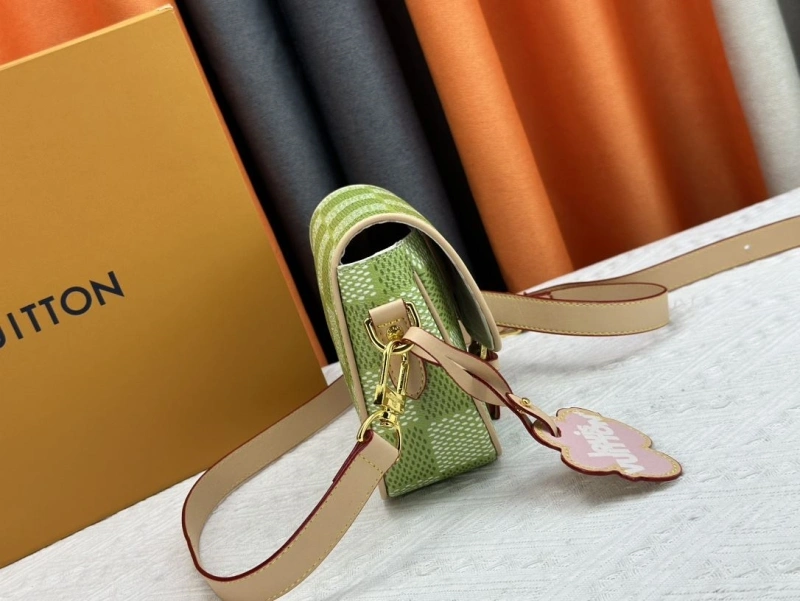 LV Satchel bags 4233H-0336