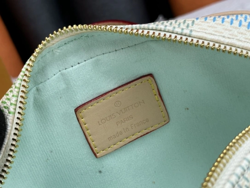 LV Top Handle Bags 4233H-0338