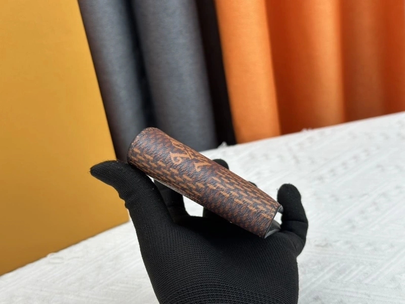 LV Wallets 4233H-0354