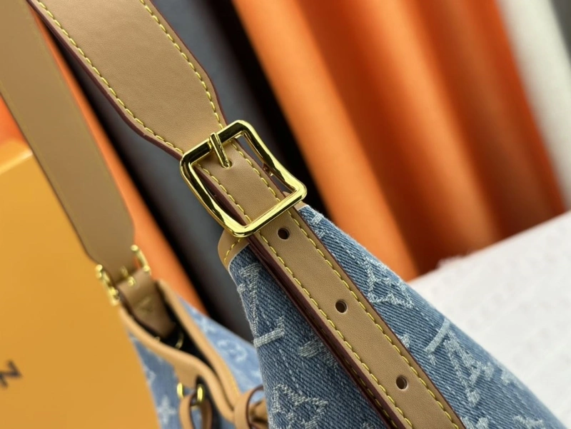 LV Shopping Bags 4233H-0373