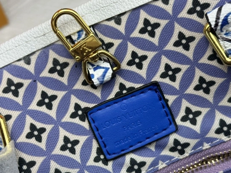 LV Shopping Bags 4233H-0378