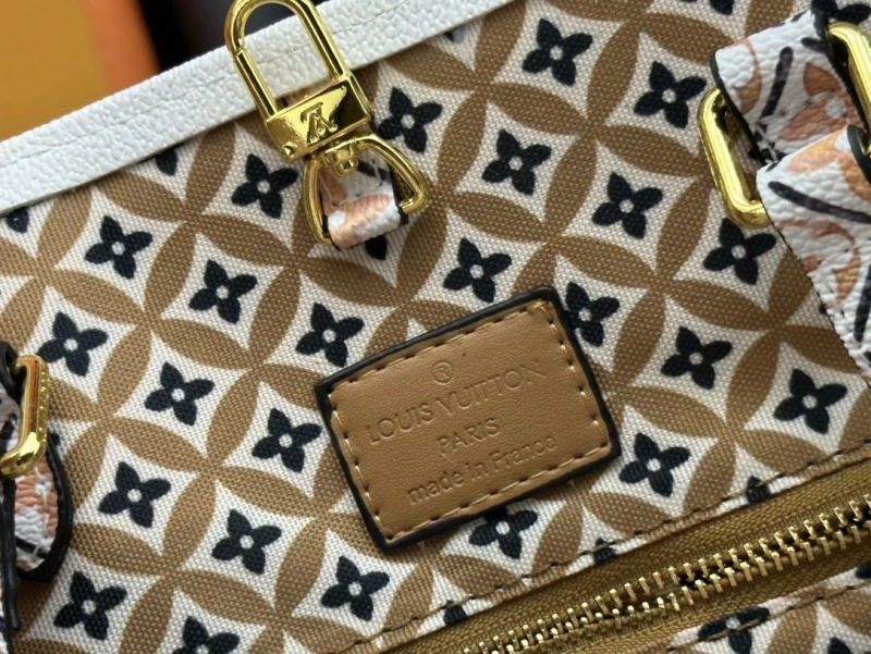 LV Shopping Bags 4233H-0379