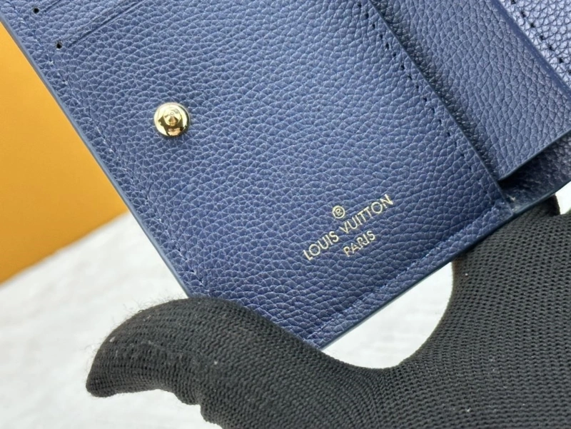 LV Wallets 4233H-0397