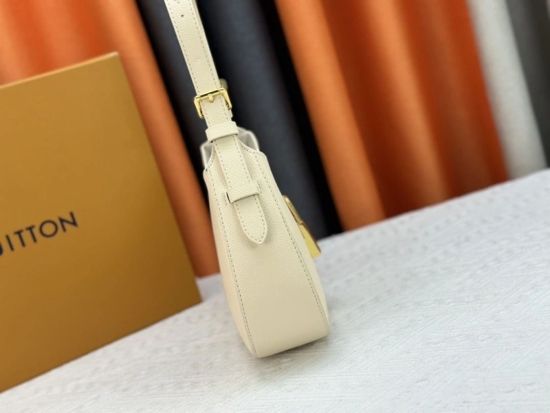 LV Top Handle Bags 4233H-0459