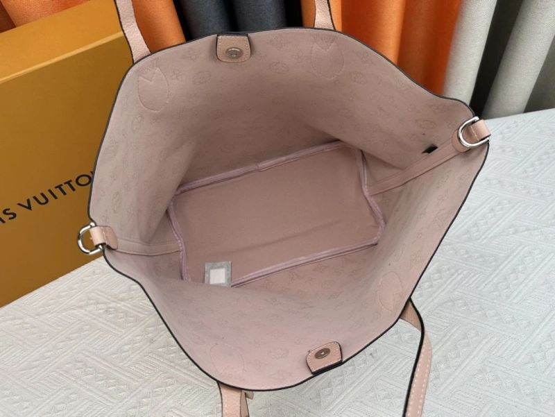 LV Shopping Bags 4233H-0522