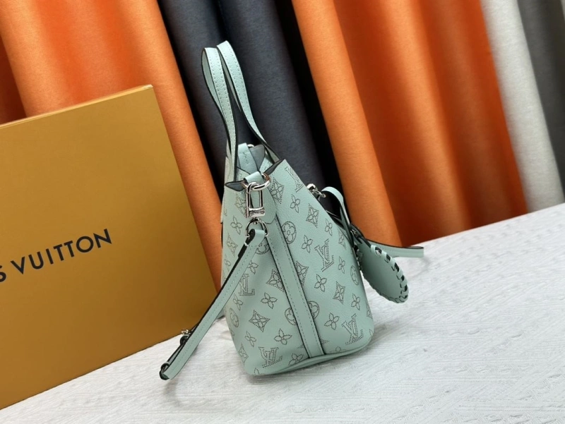 LV Shopping Bags 4233H-0525