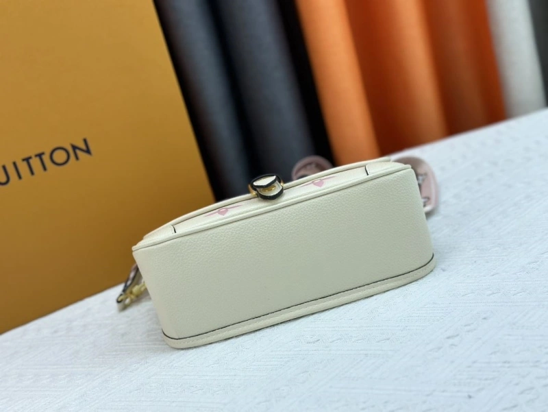 LV Top Handle Bags 4233H-0536