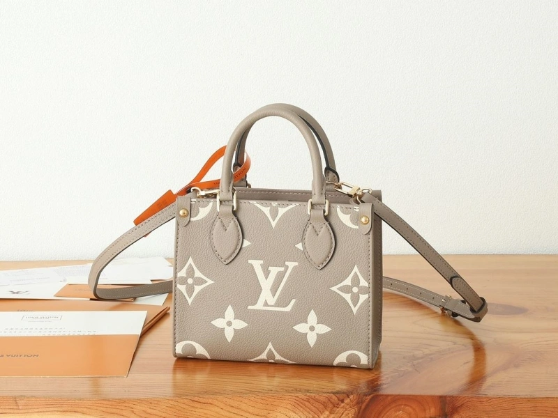 LV Shopping Bags 4233H-0622