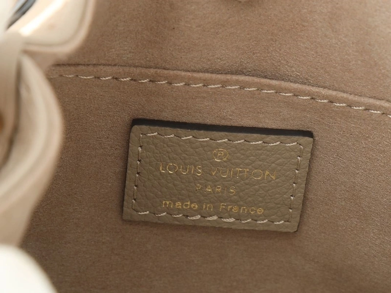 LV Shopping Bags 4233H-0622