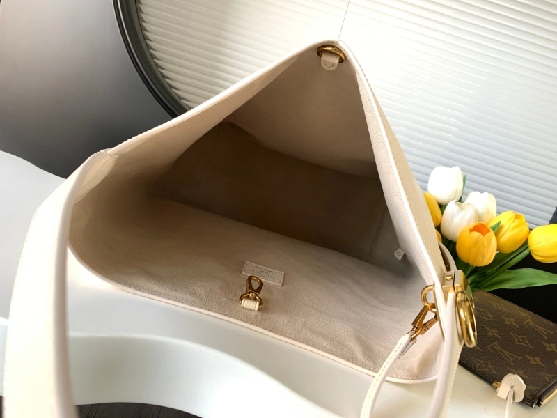 LV Top Handle Bags 4233H-0668