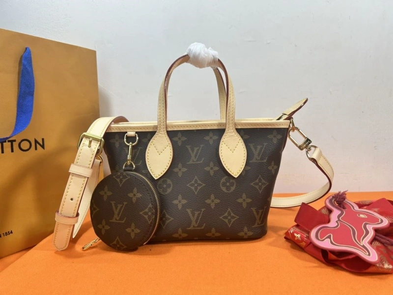 LV Shopping Bags 4233H-0751