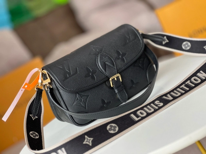LV Satchel bags 4233H-0787
