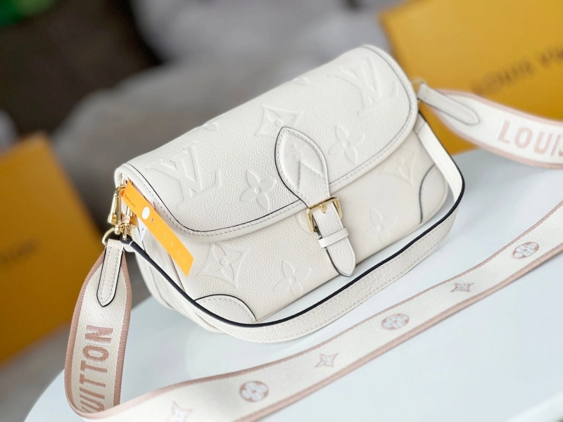 LV Satchel bags 4233H-0788