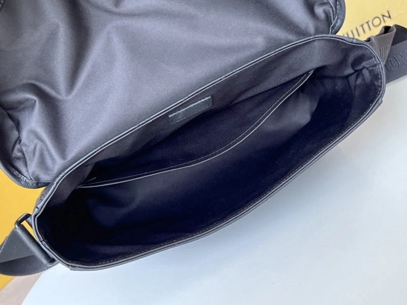 LV Satchel bags 4233H-0790