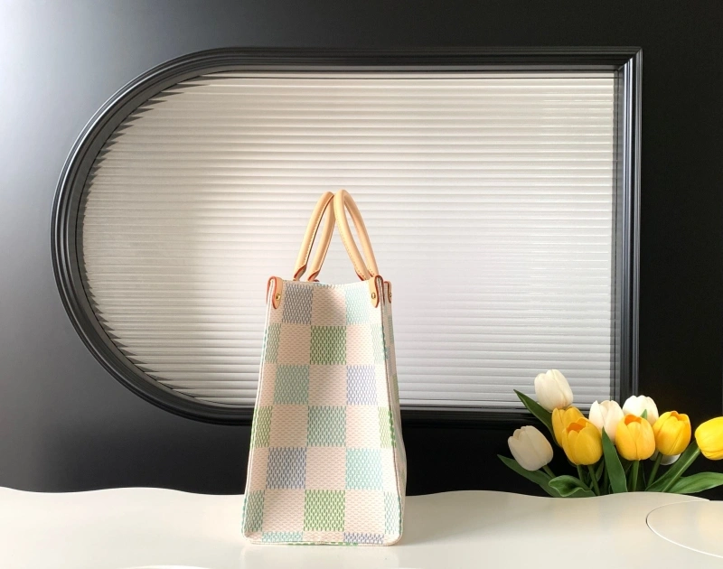 LV Shopping Bags 4233H-0804