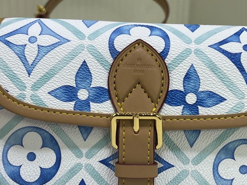 LV Top Handle Bags 4233H-0818