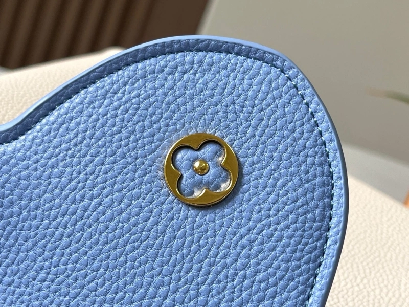 LV Capucines Bags 4233H-0835