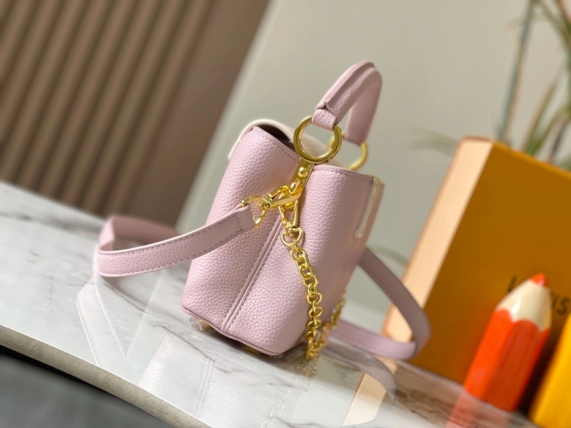 LV Capucines Bags 4233H-0836