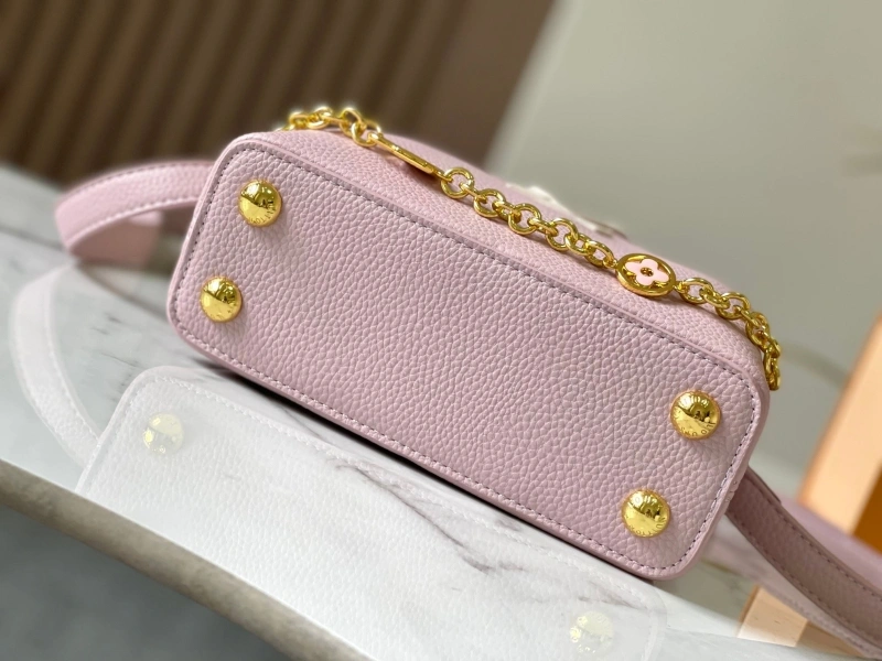 LV Capucines Bags 4233H-0836