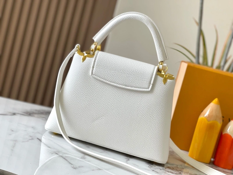 LV Capucines Bags 4233H-0848