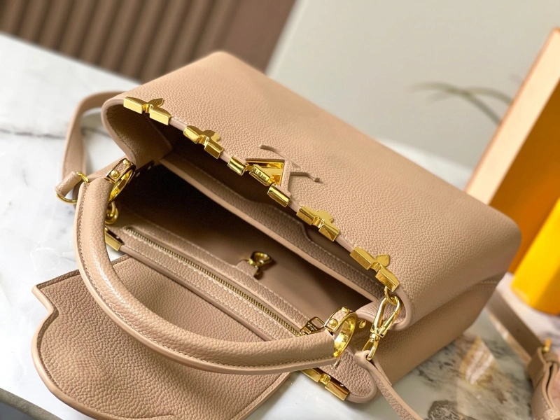 LV Capucines Bags 4233H-0852