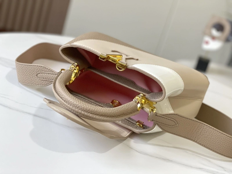 LV Capucines Bags 4233H-0859