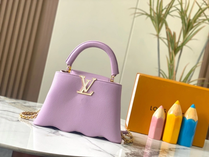 LV Capucines Bags 4233H-0866