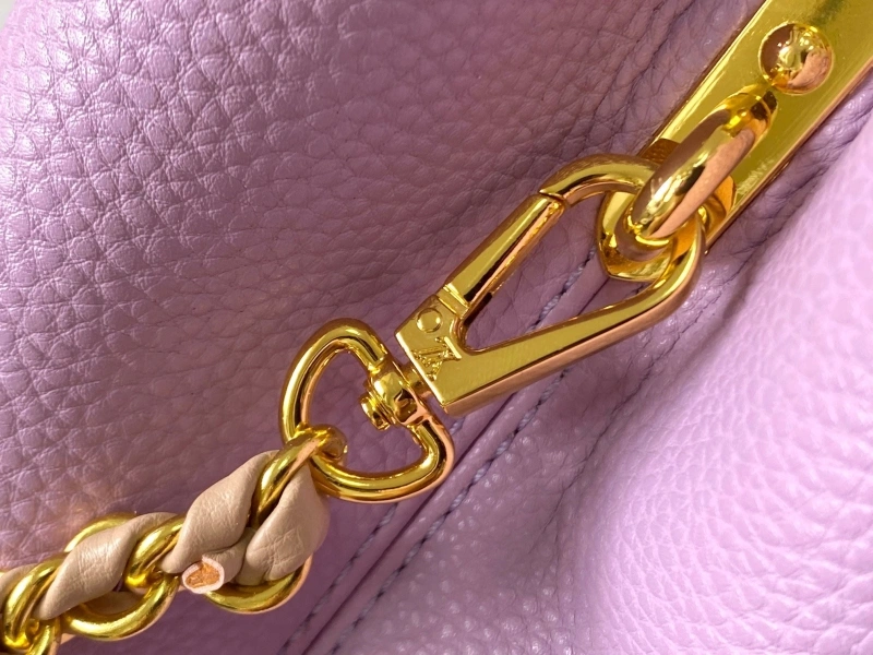 LV Capucines Bags 4233H-0866