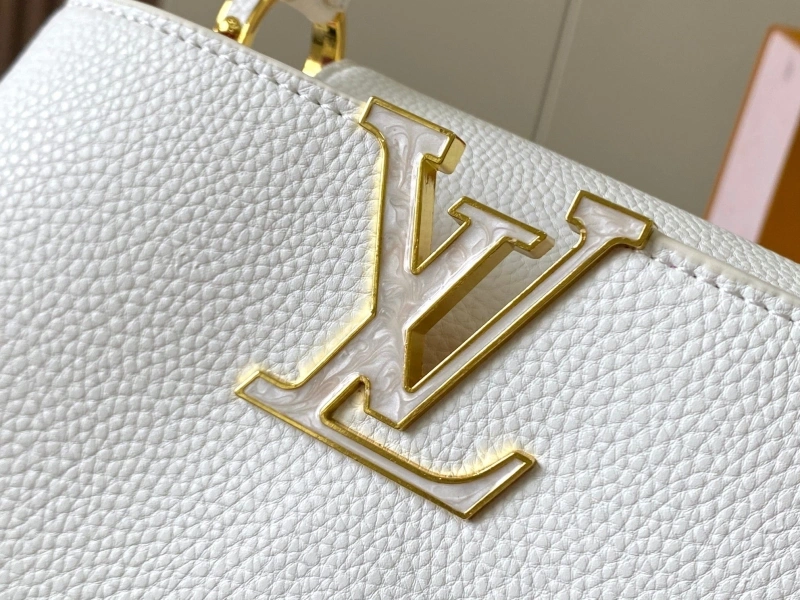 LV Capucines Bags 4233H-0869