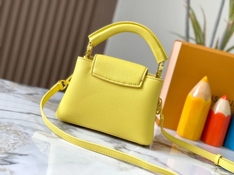 LV Capucines Bags 4233H-0871