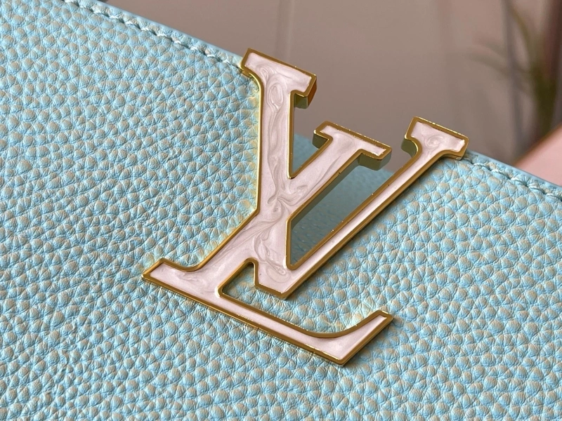 LV Capucines Bags 4233H-0881