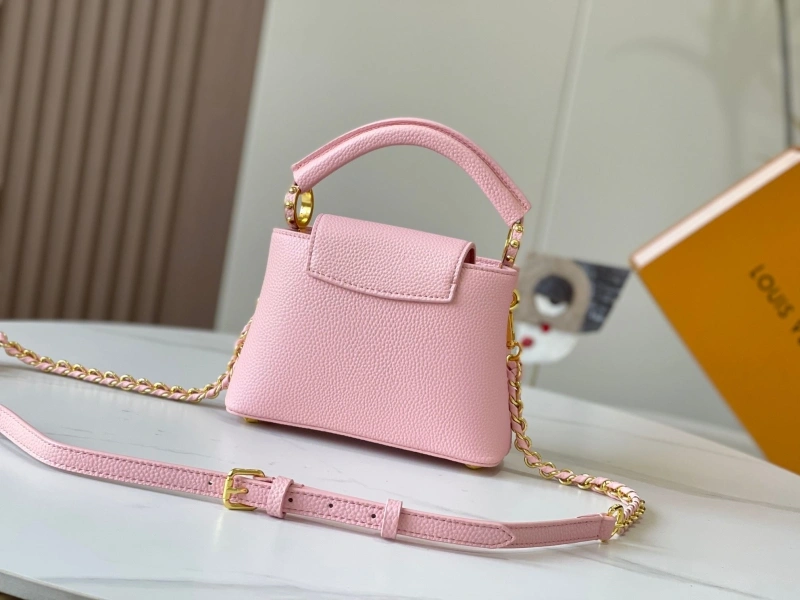 LV Capucines Bags 4233H-0882