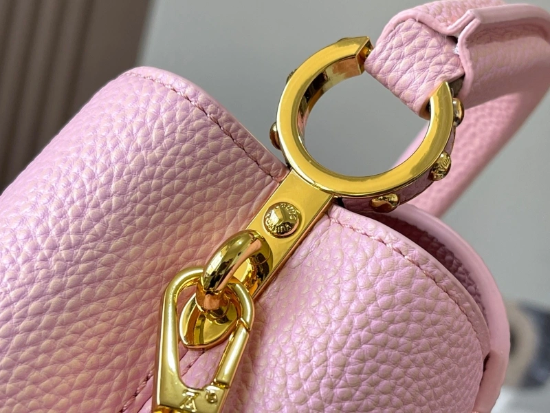 LV Capucines Bags 4233H-0882