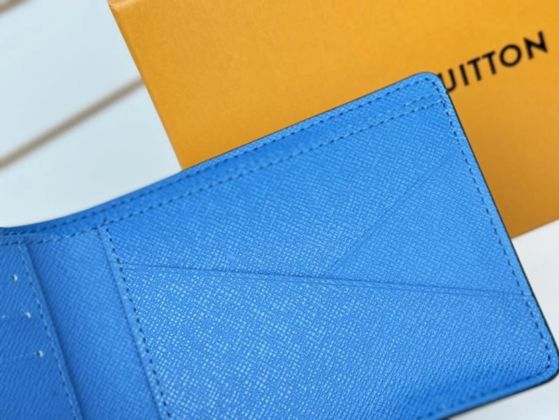 LV Wallets 4233H-0913