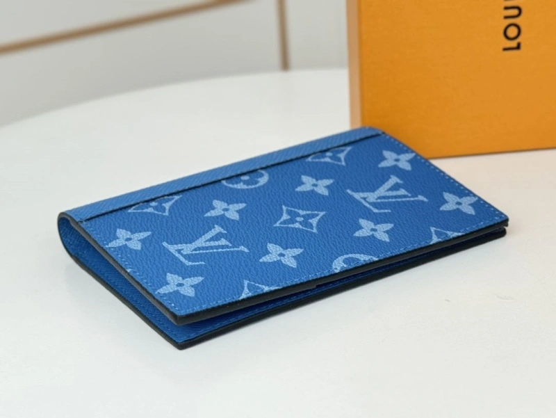 LV Wallets 4233H-0914