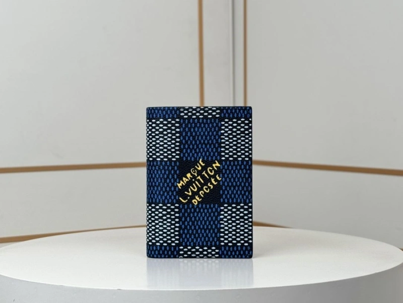 LV Wallets 4233H-0922