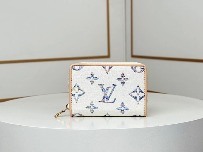 LV Wallets 4233H-0929