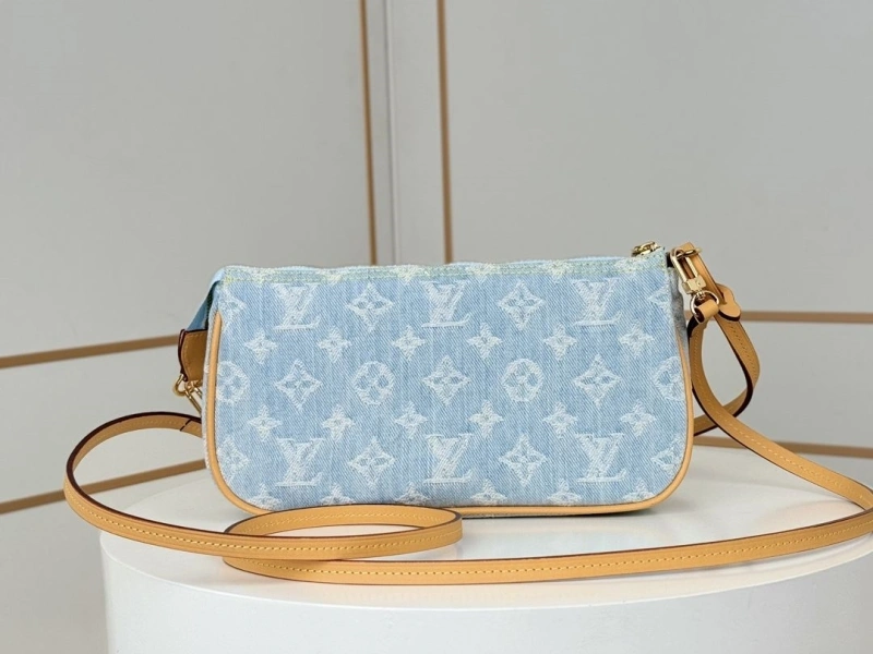 LV Satchel bags 4233H-0944